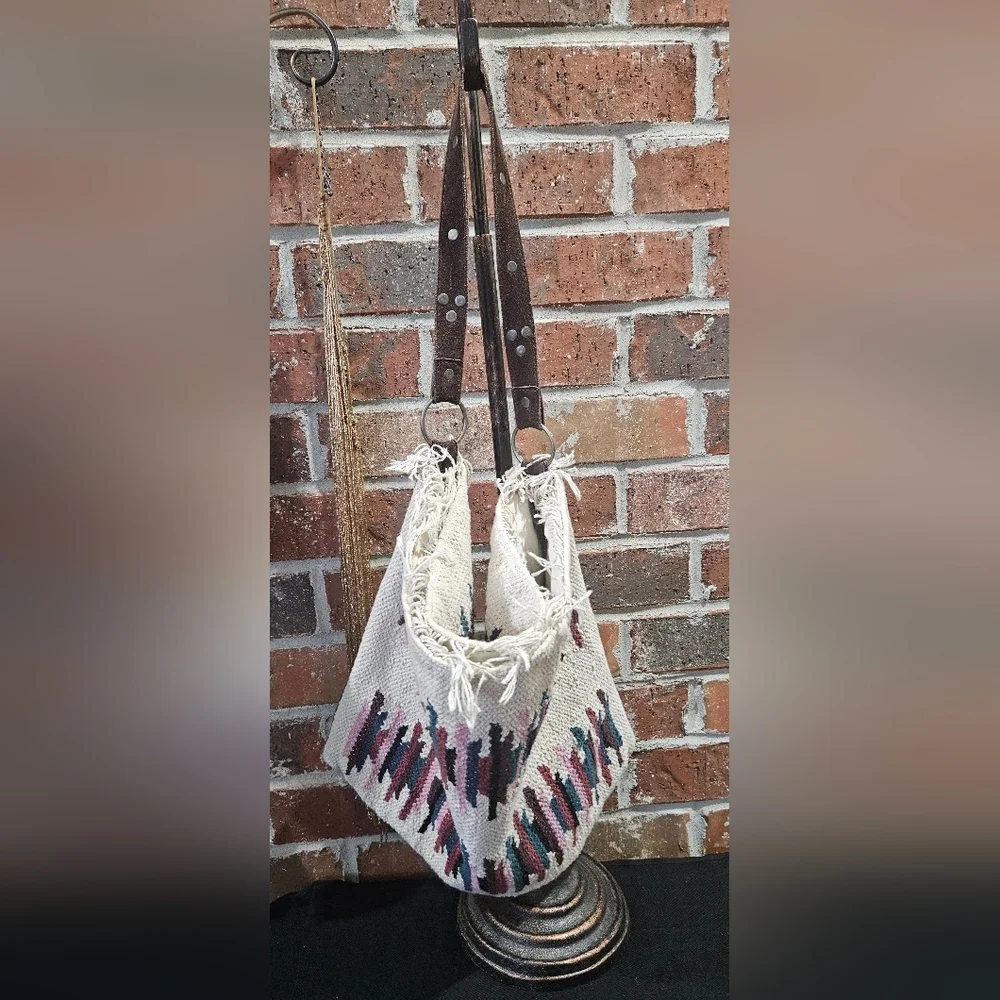 Free People hobo bag see last 2 pics for full description - Picture 7 of 9